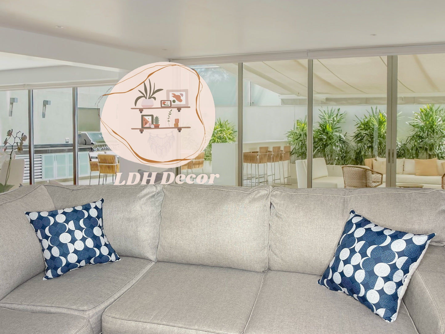 Blue Alura Luxury Pillow